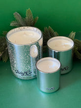 Load image into Gallery viewer, Vintage Holiday