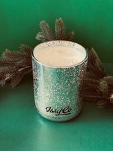 Load image into Gallery viewer, Vintage Holiday
